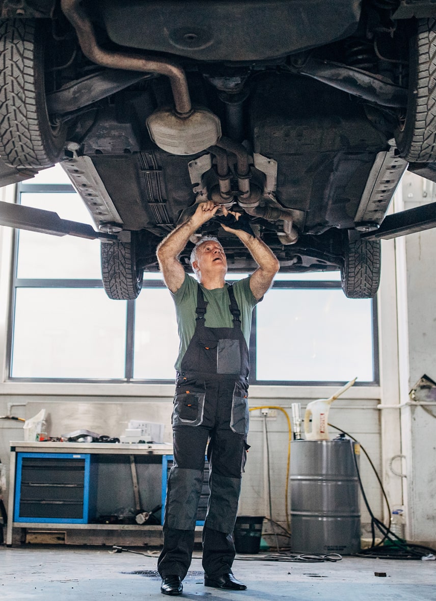 Fornitura di attrezzature per officina - Lupo Autorettifiche & Ricambi